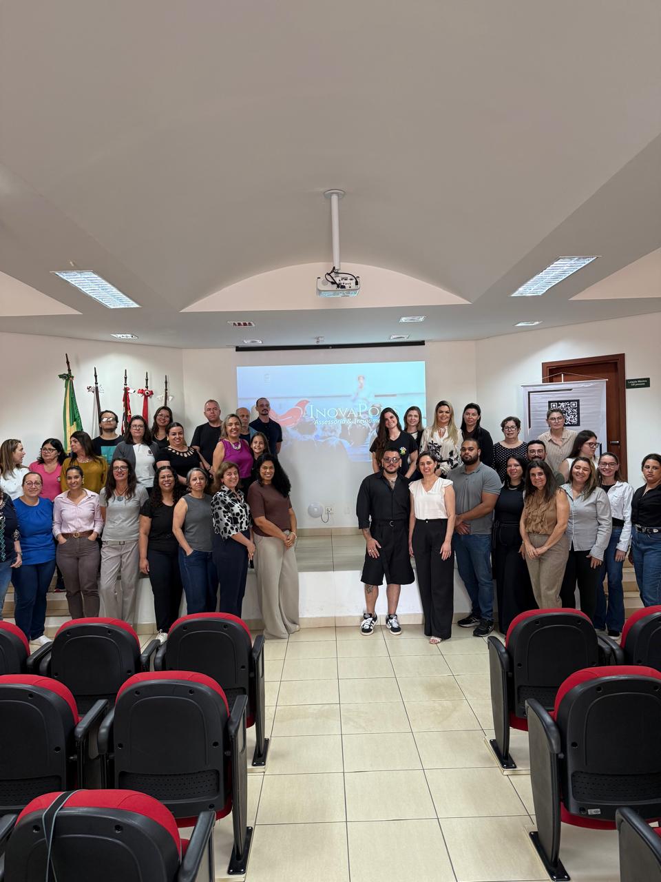 OFICINA: “Estratégias e Metodologias de Trabalho Social com Famílias e  Territórios no contexto de violência e violação de direitos”. 